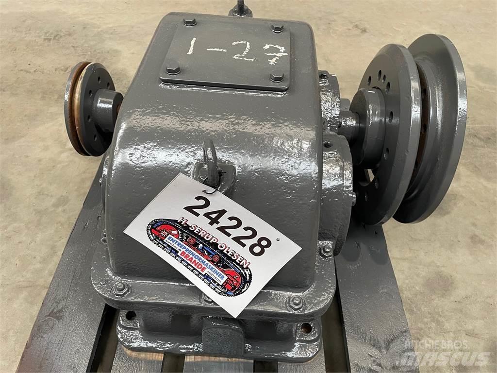  Gear - 1:27 Menjalniki