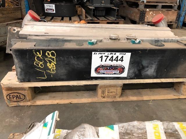  Intercooler ex. Volvo L180E Motorji