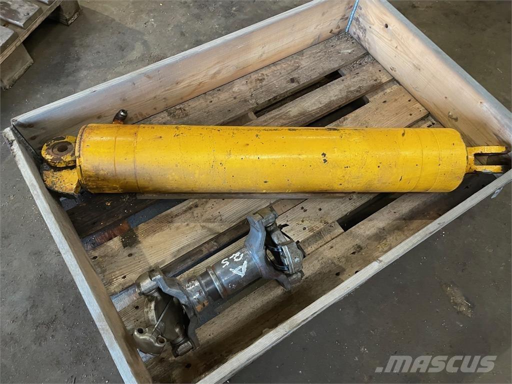  Kardan ex. Volvo A25 6x6 Drugi deli