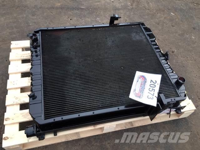  Køler ex. Komatsu PC240LC-5 Motorji