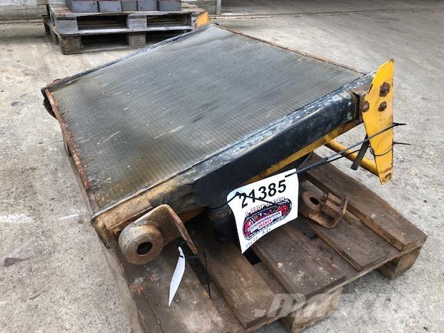  Køler ex. Volvo A20 Motorji