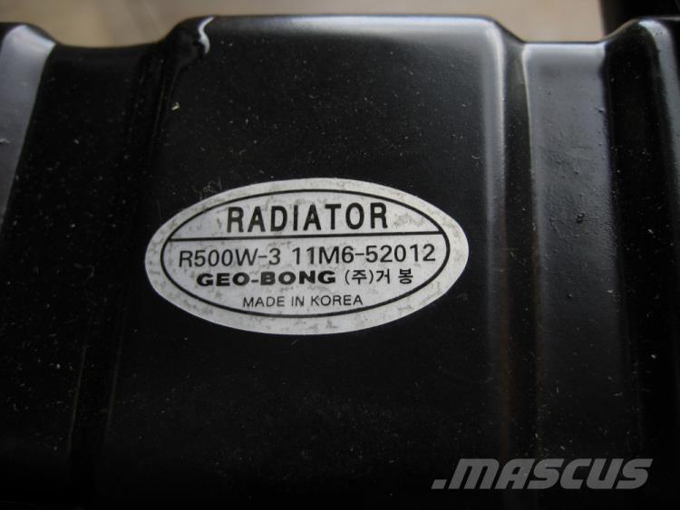  Køler, Hyundai R55-3 Motorji