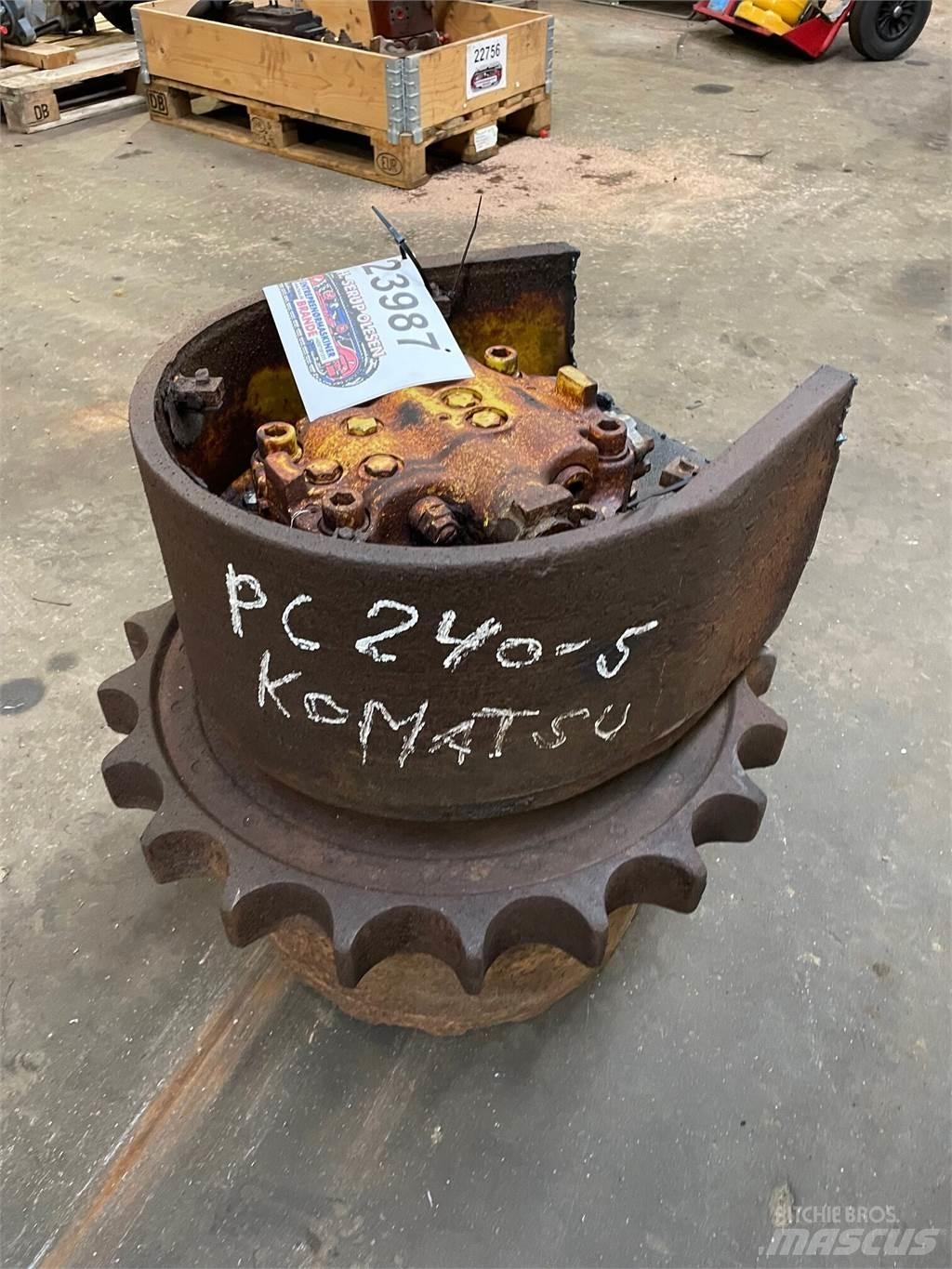 Komatsu PC240-5 Køregear Menjalnik