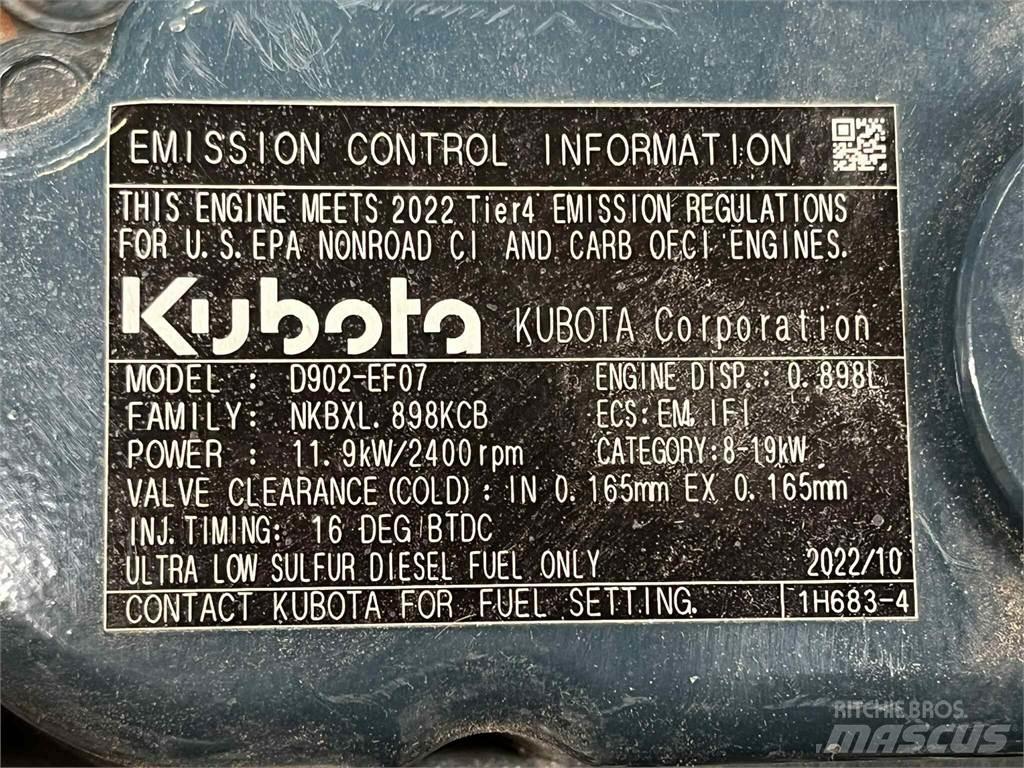 Kubota D902-EF07 motor Motorji