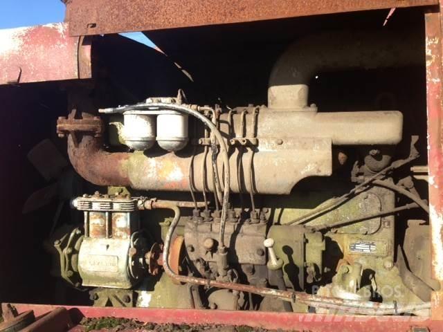 Leyland UE680 / 244 motor Motorji