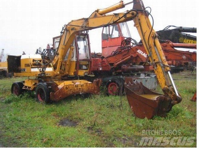 Liebherr A902 til ophug Bagri goseničarji