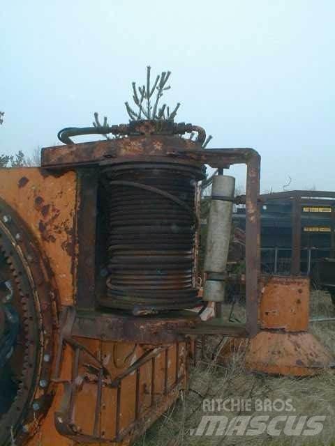 Liebherr hydr. spil - 2 stk. Tovorna dvigala, vitli in dvigala za material