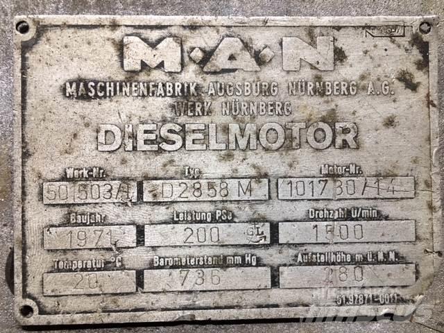 MAN D2858M V8 motor Motorji