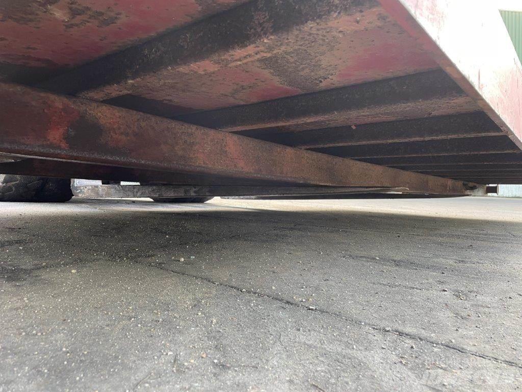  Maskintrailer med wirehejs Nizko noseče polprikolice