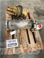  Motoroliekøler ex. Cat 330B Motorji