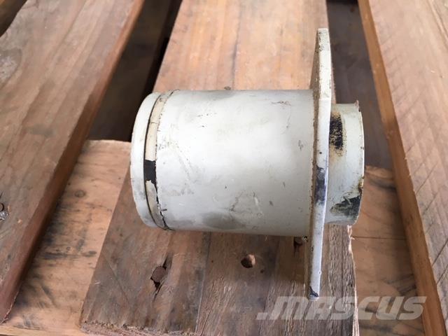  Motorophæng - ca. 100 stk. Motorji