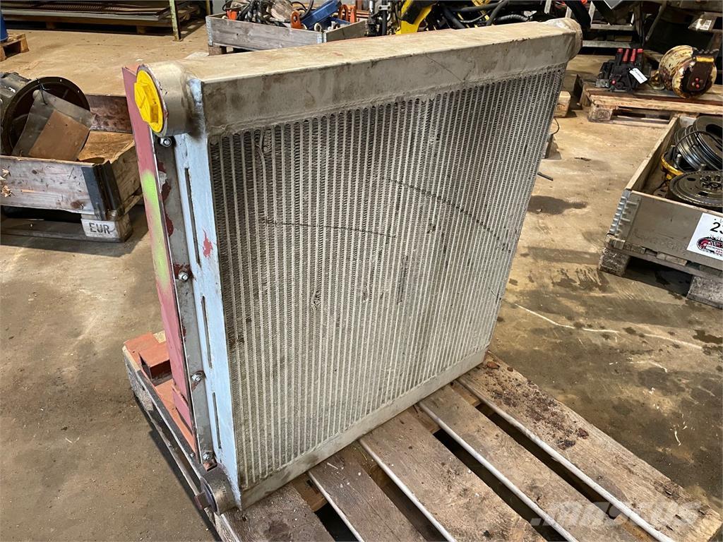  Oliekøler med el-blæser Motorji