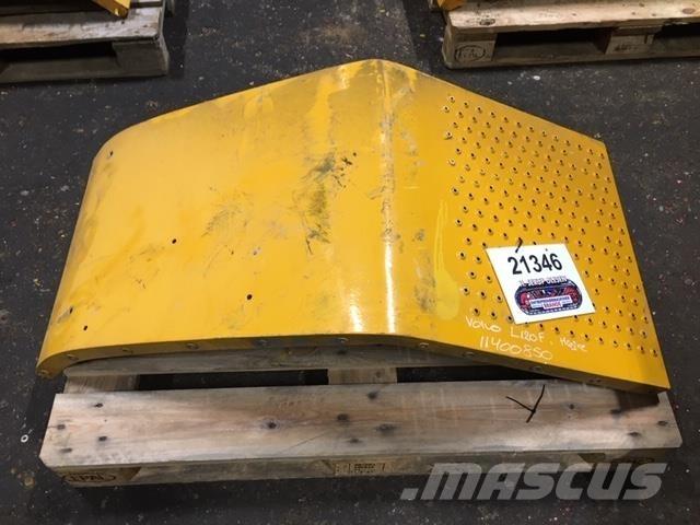  Skærm Volvo L120F, højre Drugi deli