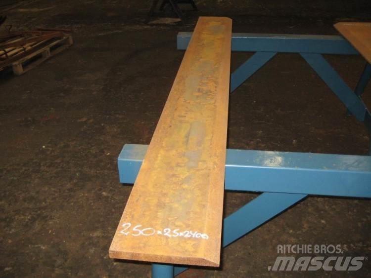  Skærstål 250x25x2300 mm Gradbeništvo - drugo