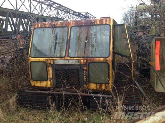  Skidozer 252 Buldožerji goseničarji