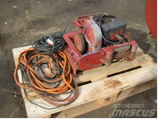  Spil - 24 volt Tovorna dvigala, vitli in dvigala za material