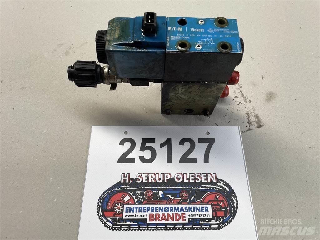  Ventilblok ex. Volvo L120F Hidravlika