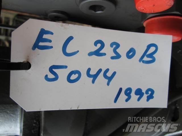 Volvo 230B Krøjegear Gradbeništvo - drugo