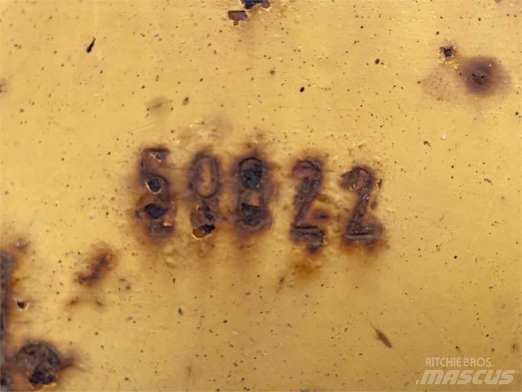 Volvo 861 dumper til ophug Ne cestni demperji