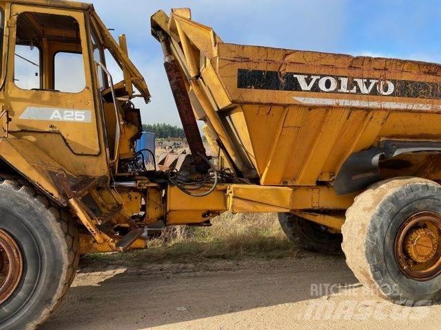 Volvo A25 dumper til ophug Ne cestni demperji