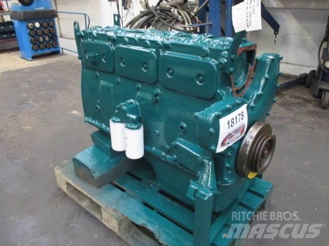 Volvo D100 short blok Motorji
