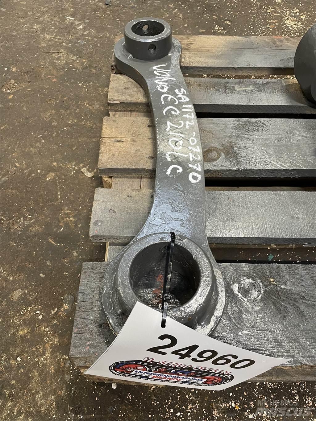 Volvo EC210LC Link Arm Drugi deli