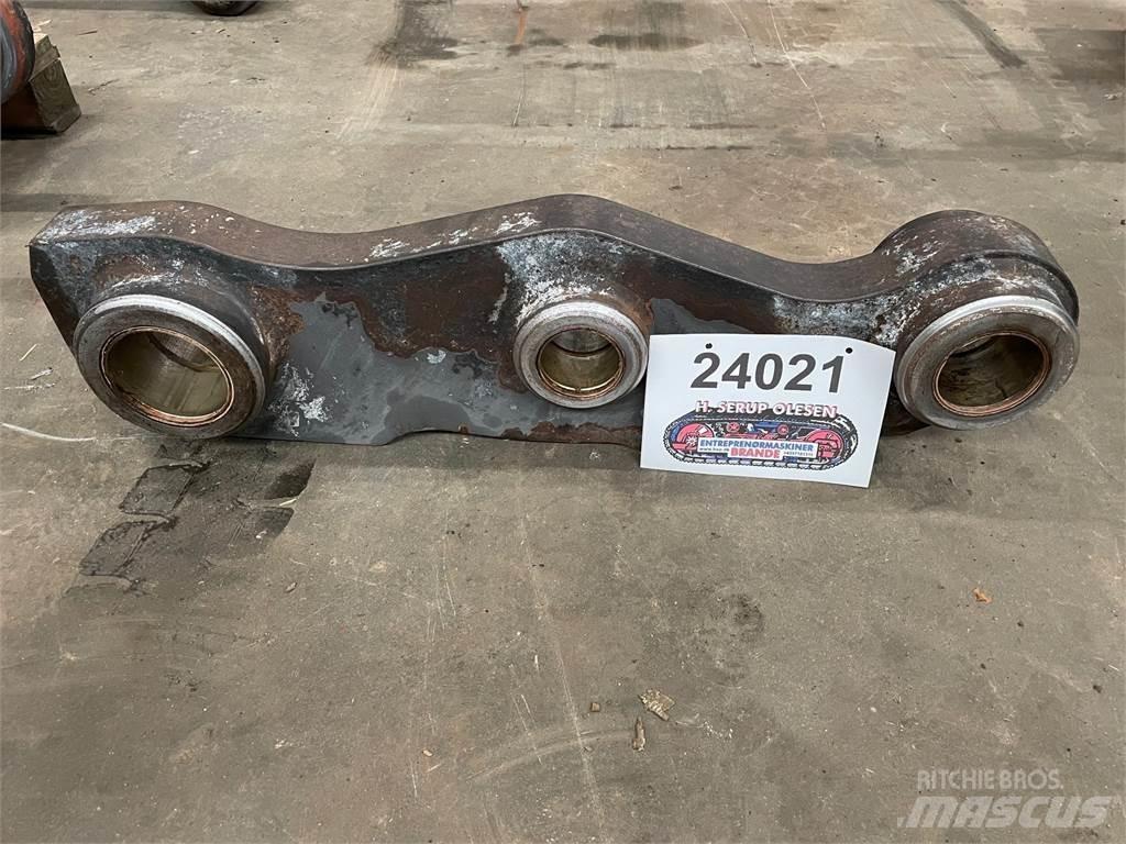 Volvo L120E Link Arm Drugi deli
