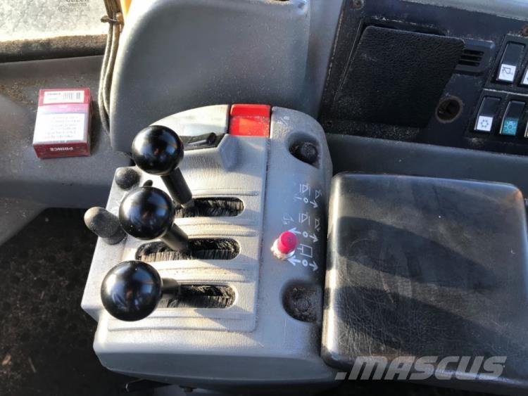 Volvo L180E til ophug Kolesni nakladalci