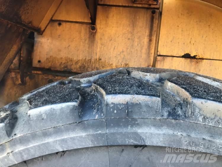 Volvo L180E til ophug Kolesni nakladalci