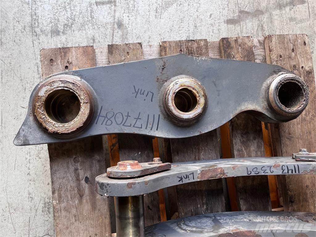 Volvo L60H Link Arm Drugi deli