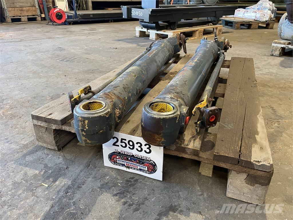 Volvo L70B løftecylinder Hidravlika