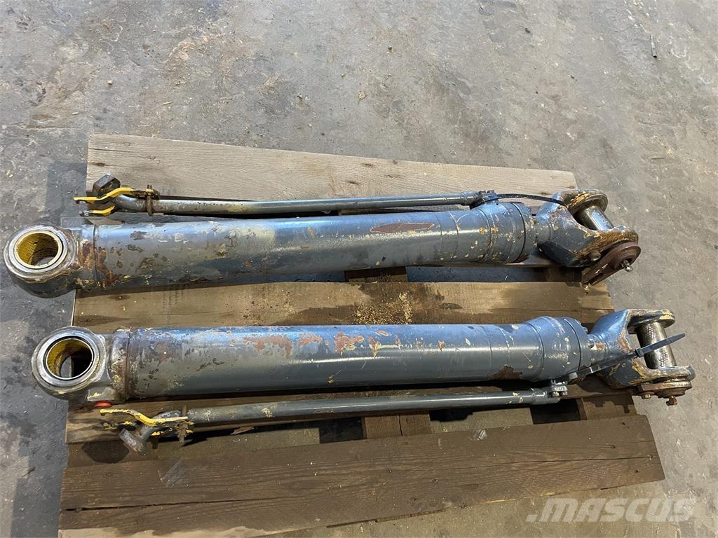 Volvo L70B løftecylinder Hidravlika