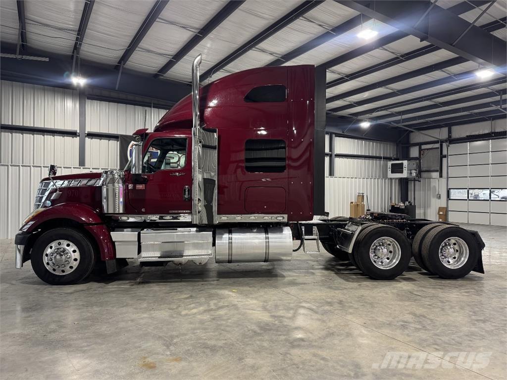 International LS532 Vlačilci