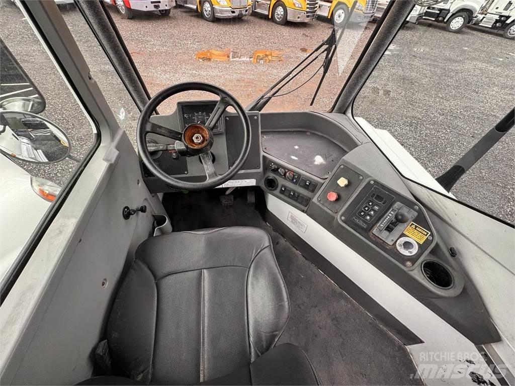 Kalmar T2 Terminalni vlačilci