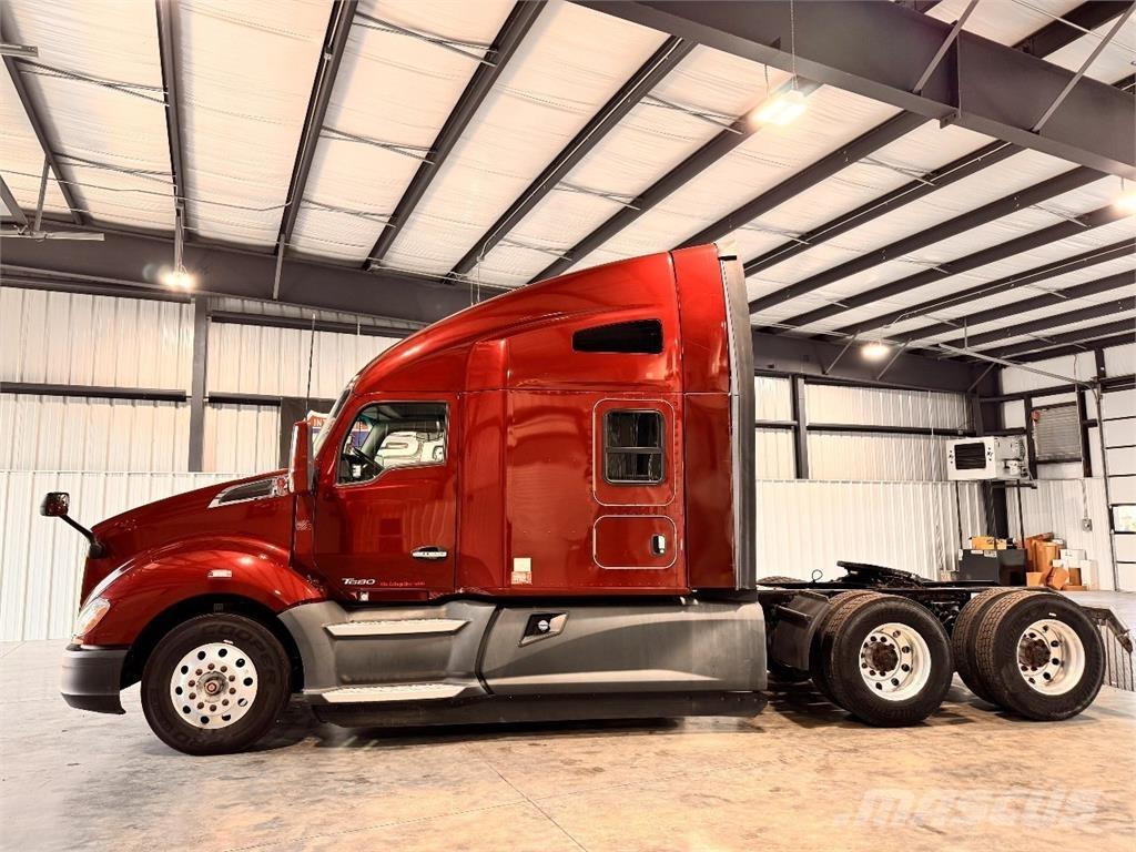 Kenworth T680 Vlačilci