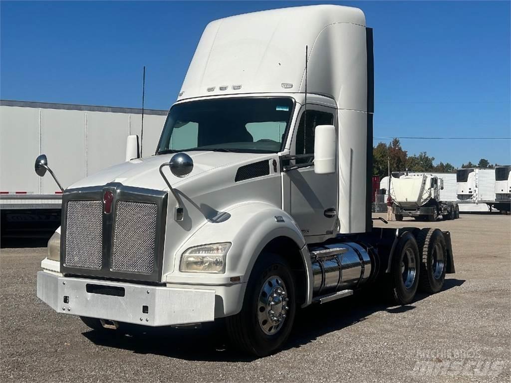 Kenworth T880 Vlačilci