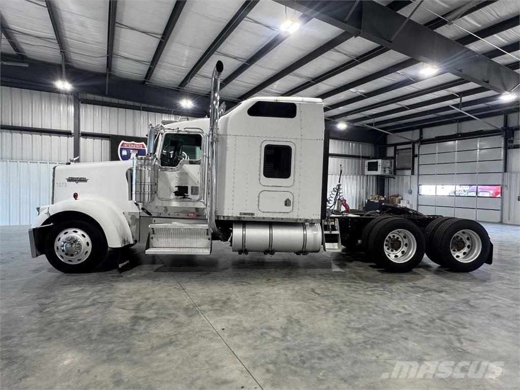 Kenworth W900 Vlačilci