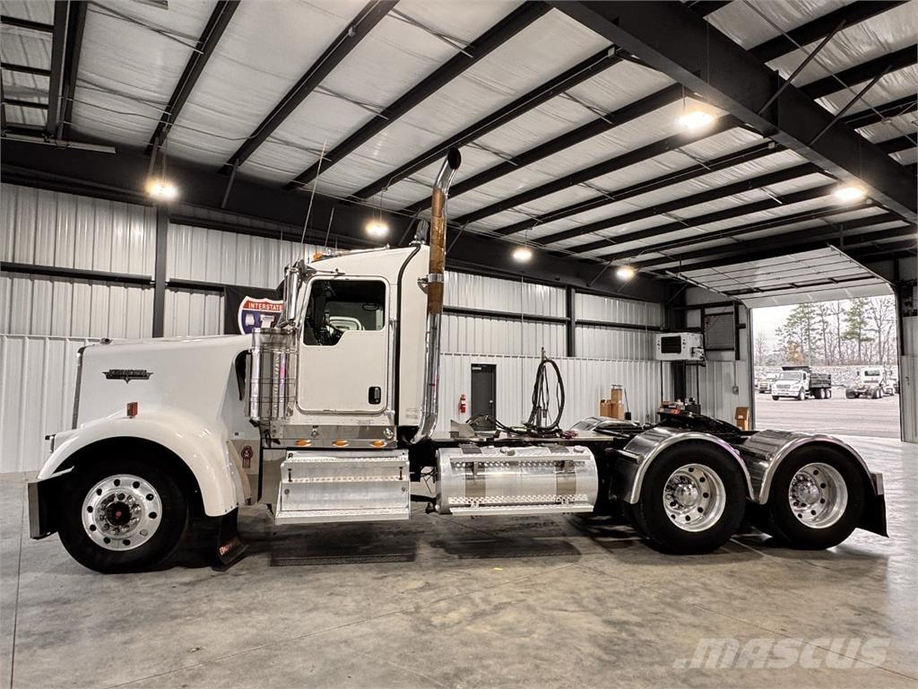 Kenworth W900L Vlačilci