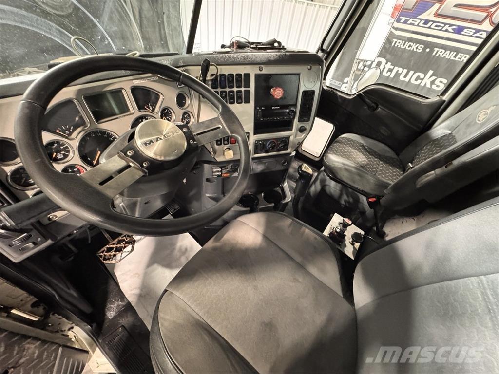 Mack Granite Kiper tovornjaki