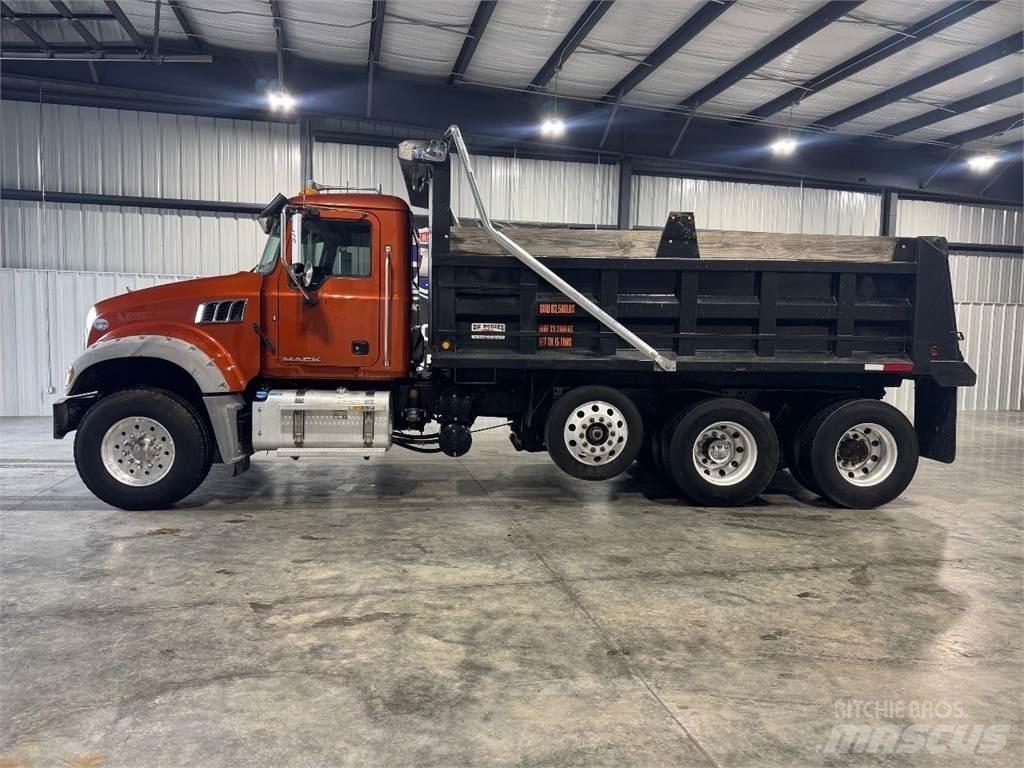 Mack GU433 Kiper tovornjaki