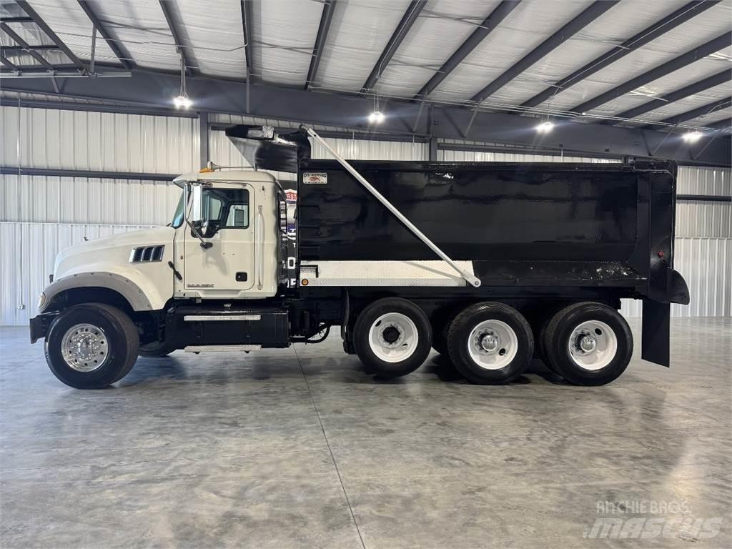 Mack GU713 Kiper tovornjaki