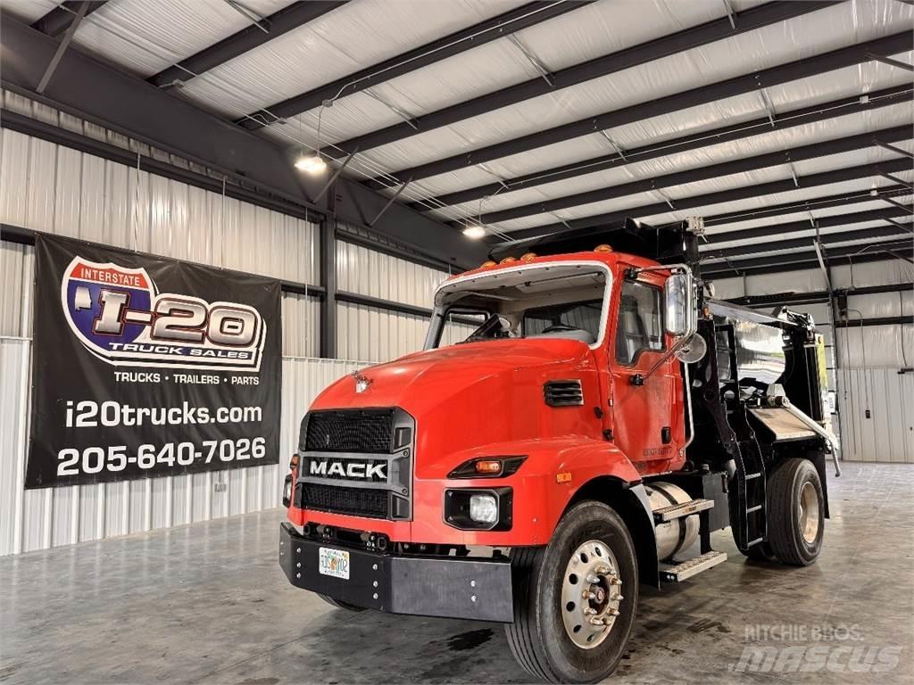Mack MD6 Kiper tovornjaki