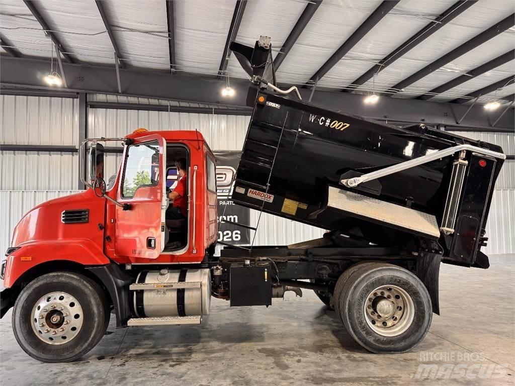 Mack MD6 Kiper tovornjaki