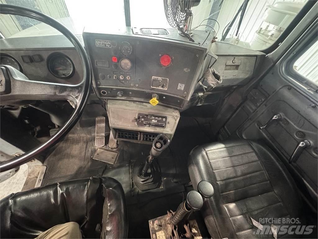 Mack RD690S Kontejnerski tovornjaki