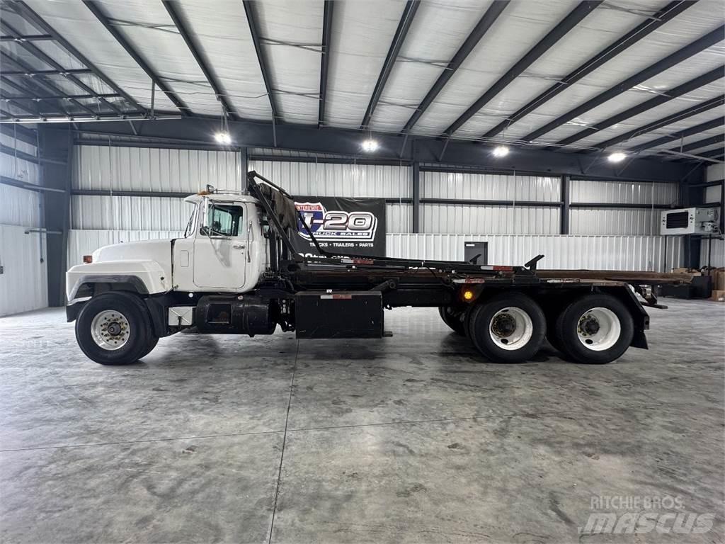 Mack RD690S Kontejnerski tovornjaki