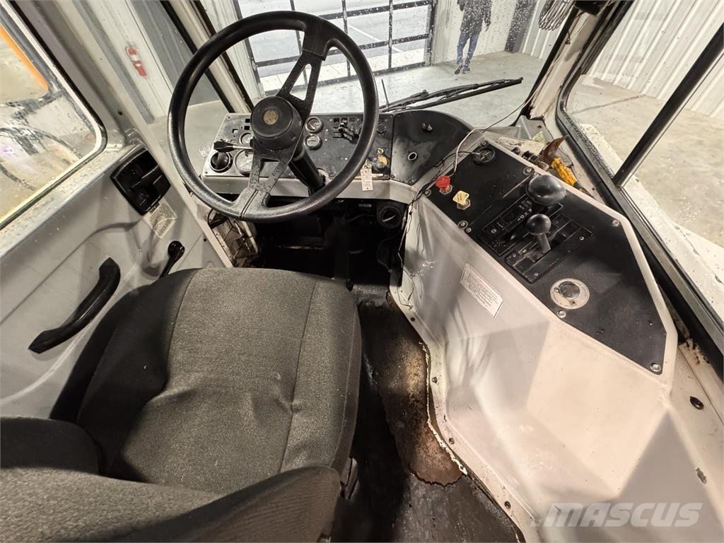 Ottawa Kalmar Terminalni vlačilci