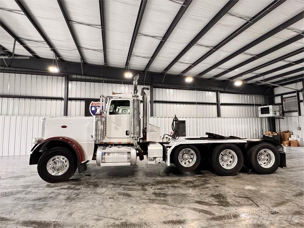 Peterbilt 389 Vlačilci