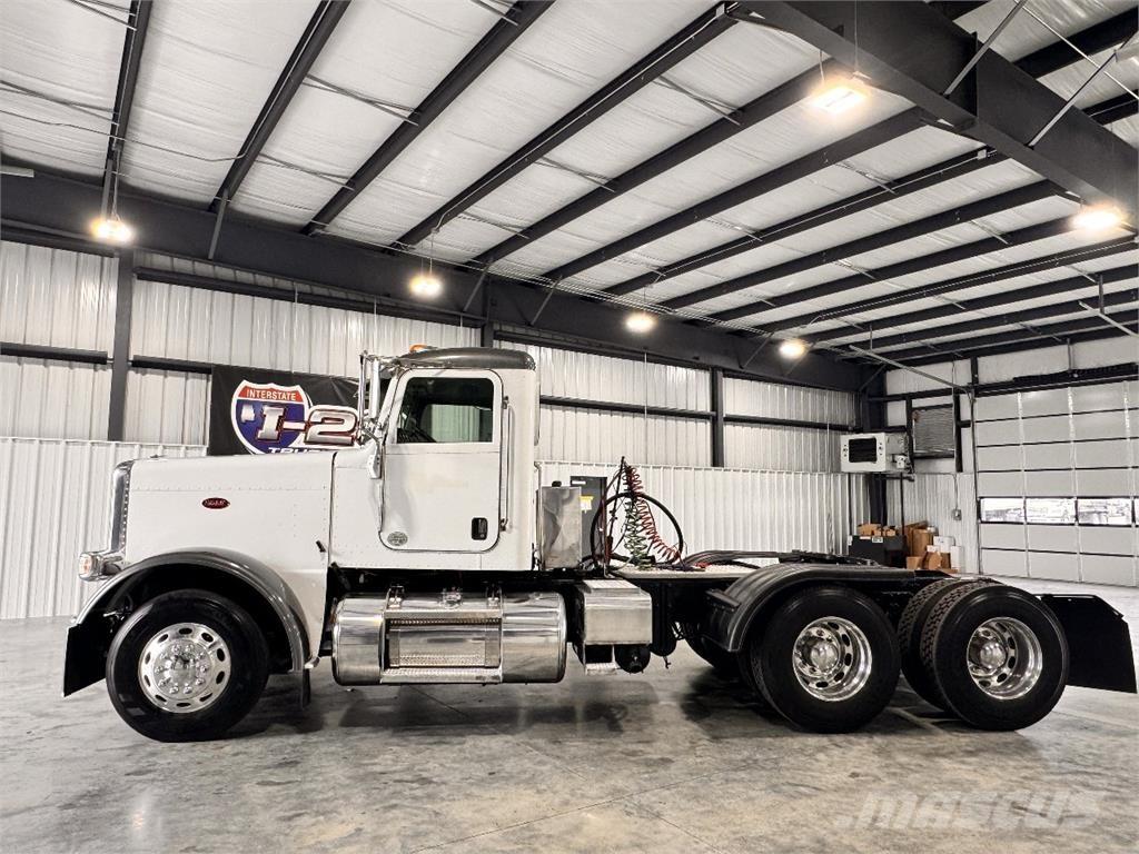 Peterbilt 389 Vlačilci