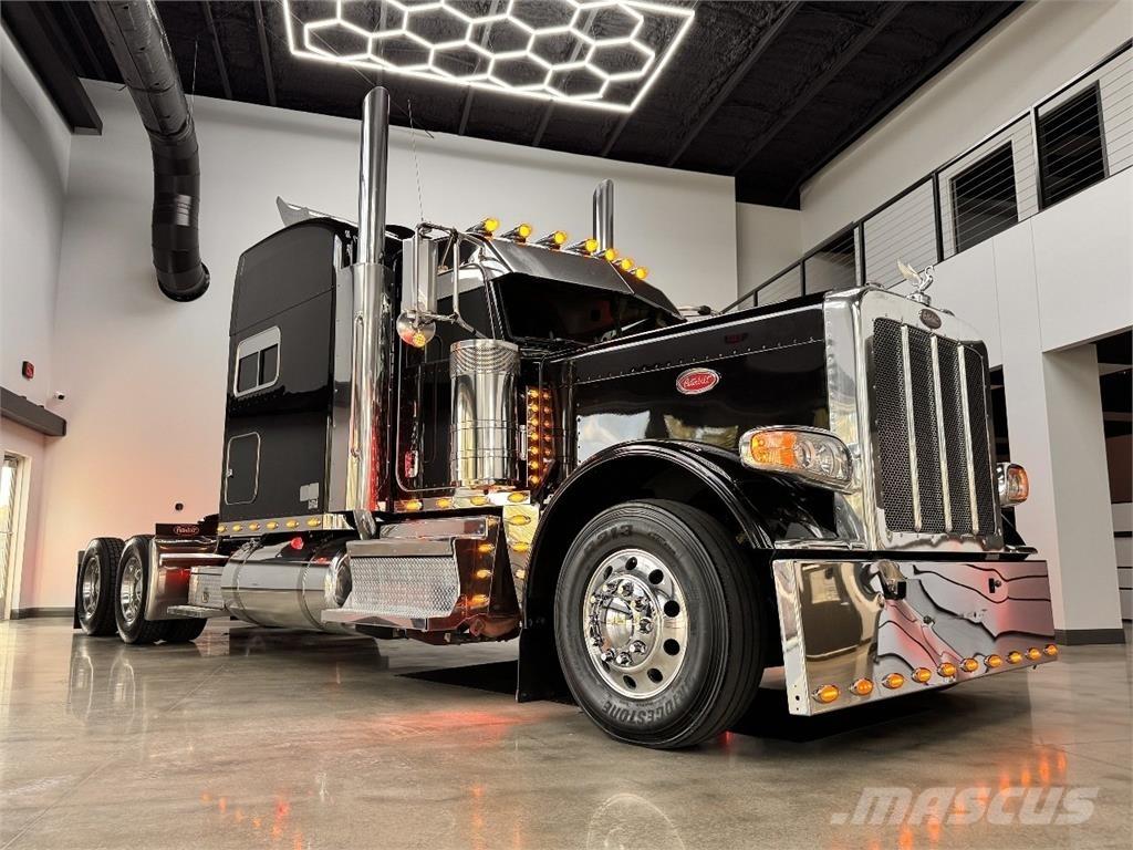 Peterbilt 389 Vlačilci