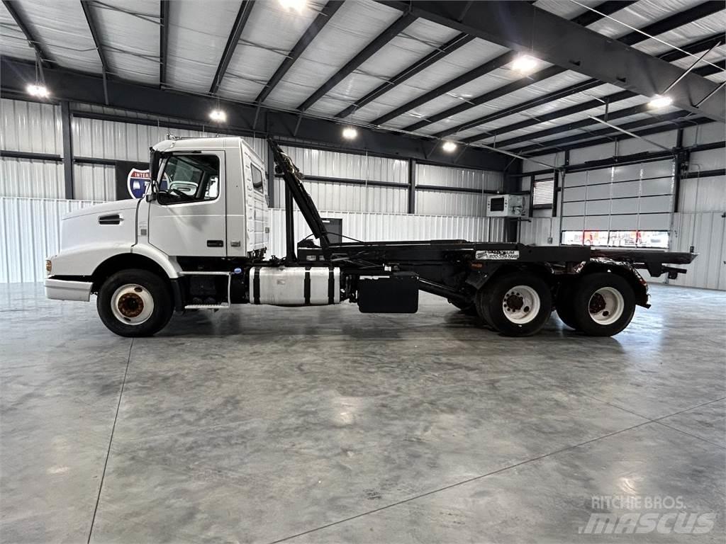 Volvo VHD Kontejnerski tovornjaki